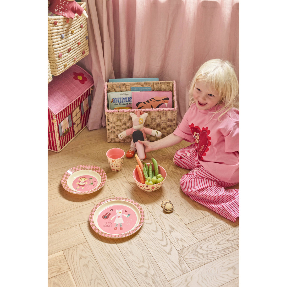 Rice Melamin Kids Kop Med Pink Musik Band Print - Small - 160 Ml