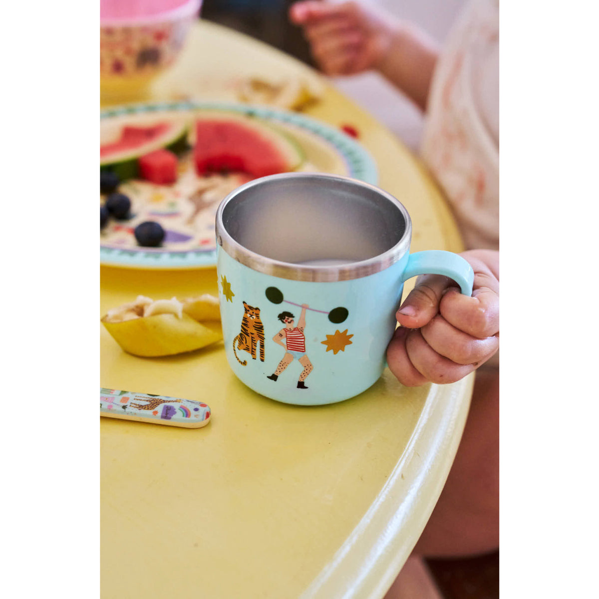 Rice Rustfrit Stål Baby Kop Med Handle And Fixed Betræk - Mint Fun Fair Print - 260 Ml