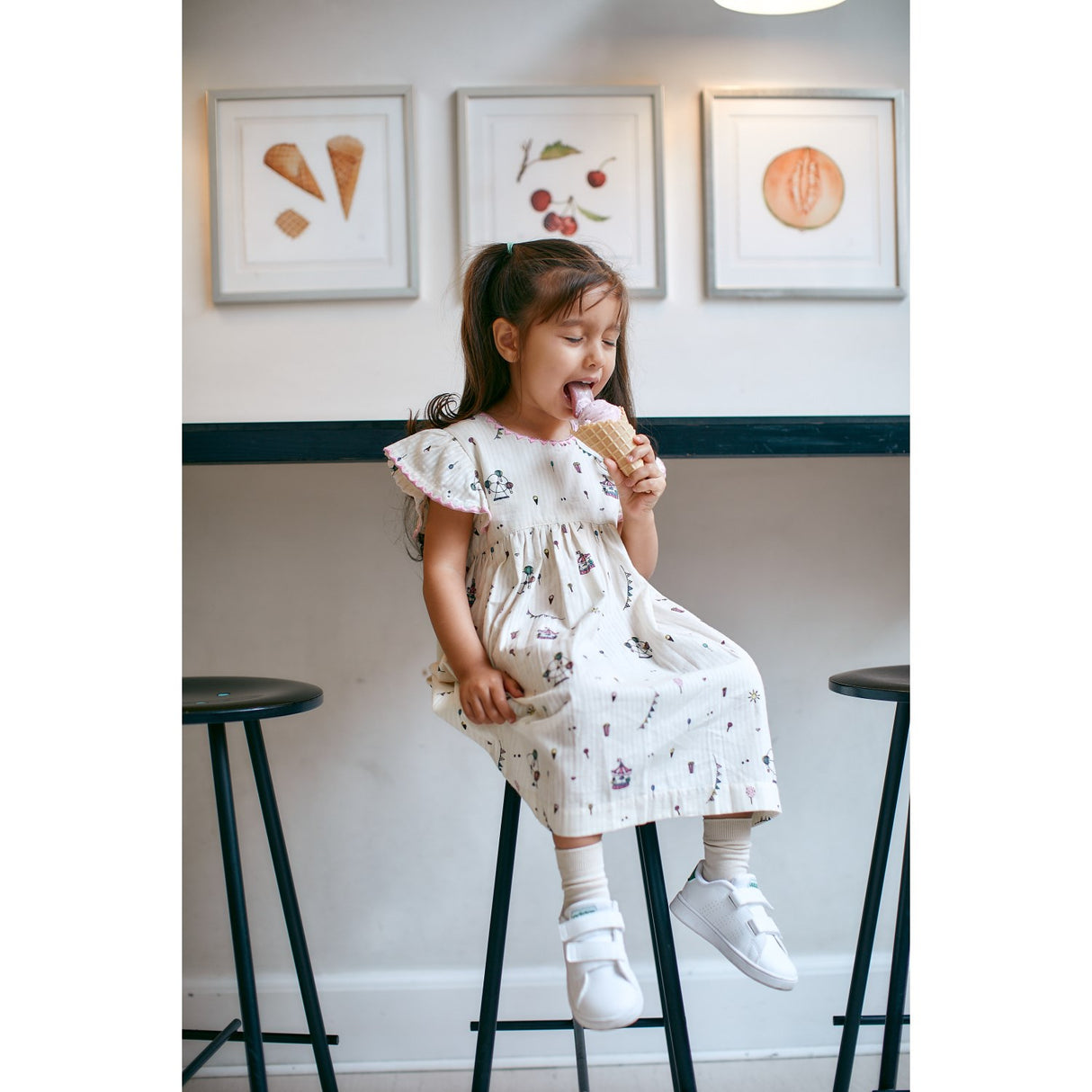 Copenhagen Colors Cream Tivoli print Printed kjole m. flæseærmer