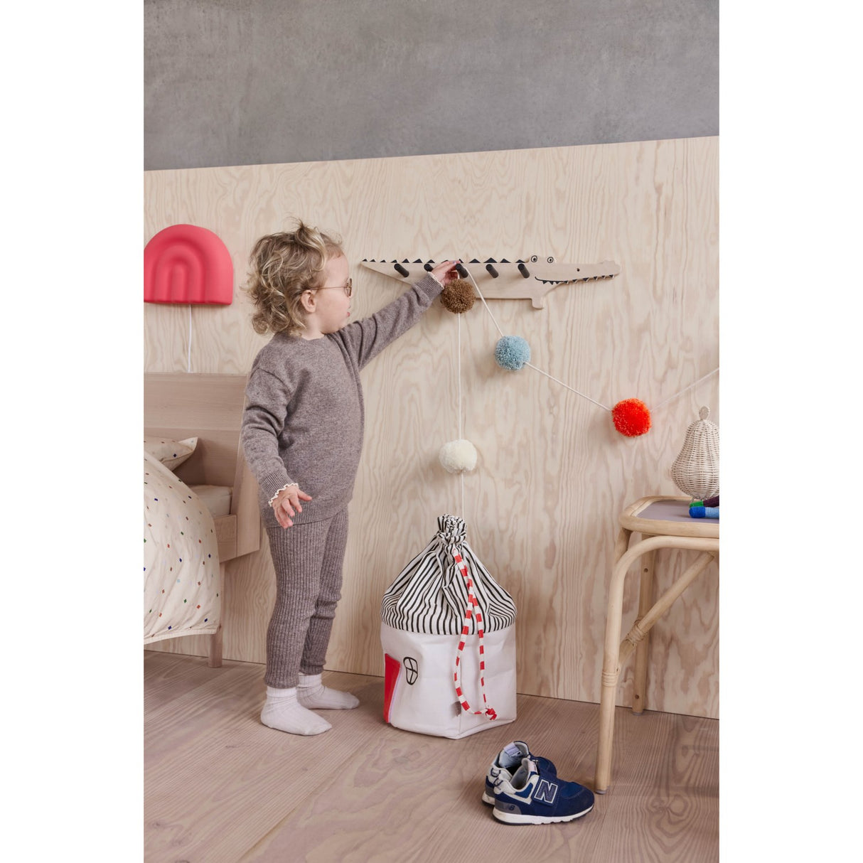 OYOY Multi Pom Pom Guirlande