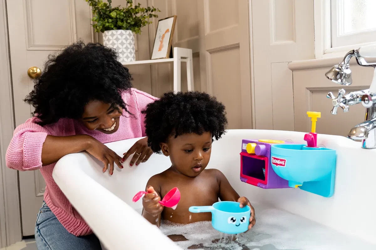 TOMY Toomies Bubble & Bake Køkken i Badet