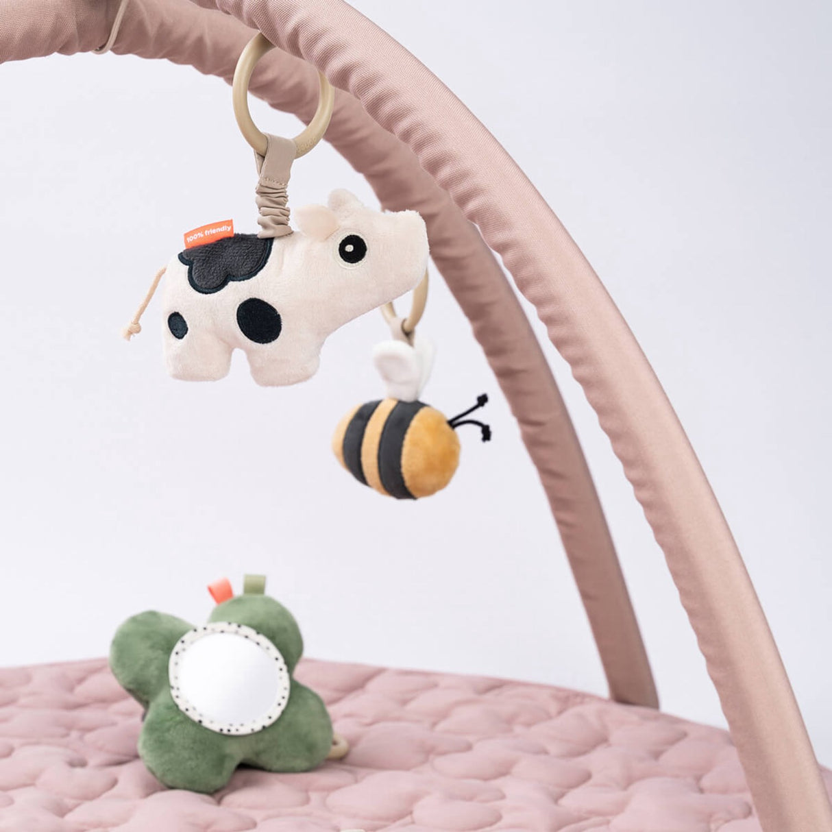 DonebyDeer Pudder Aktivitets Legetæppe Tiny farm