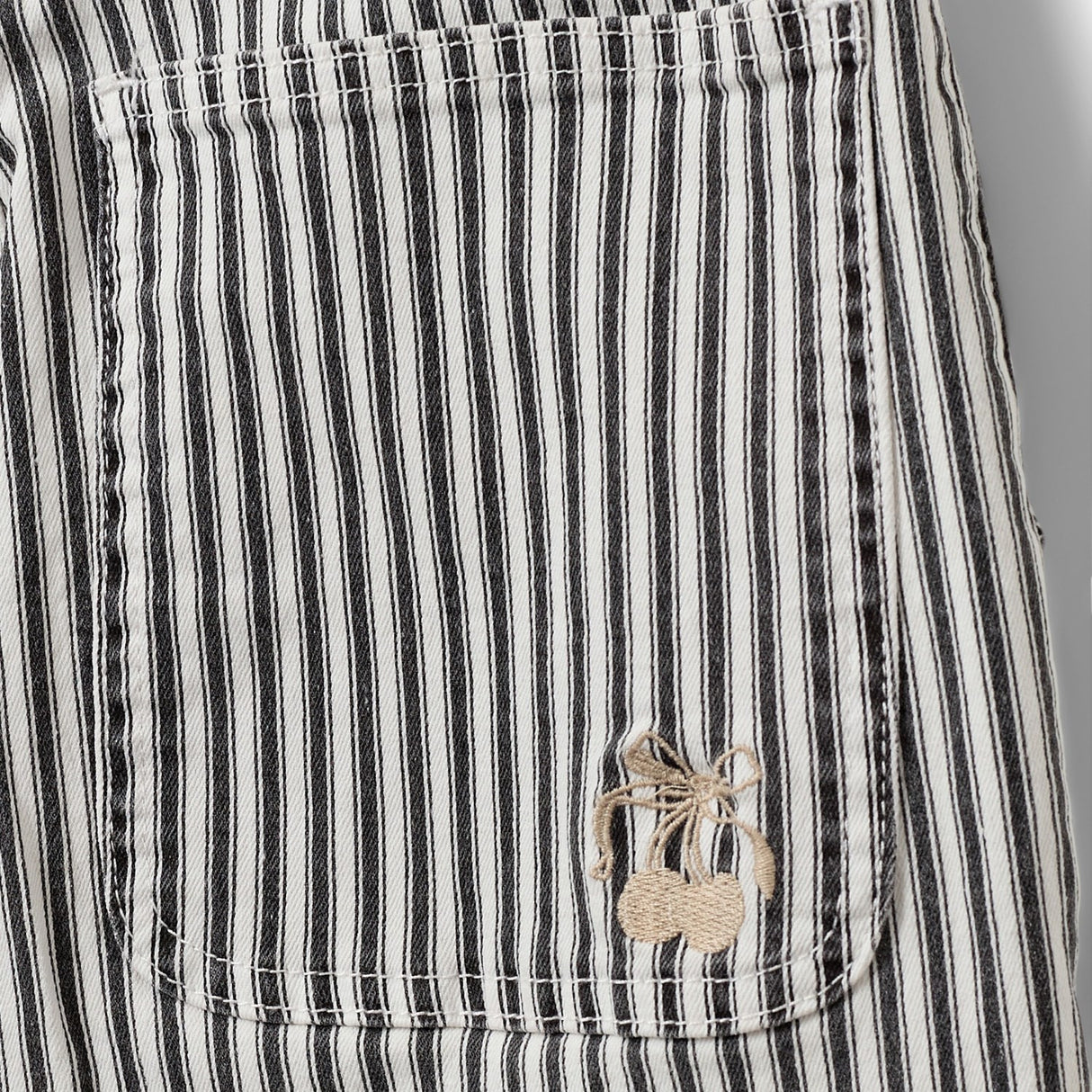 Sofie Schnoor Black Striped Bukser