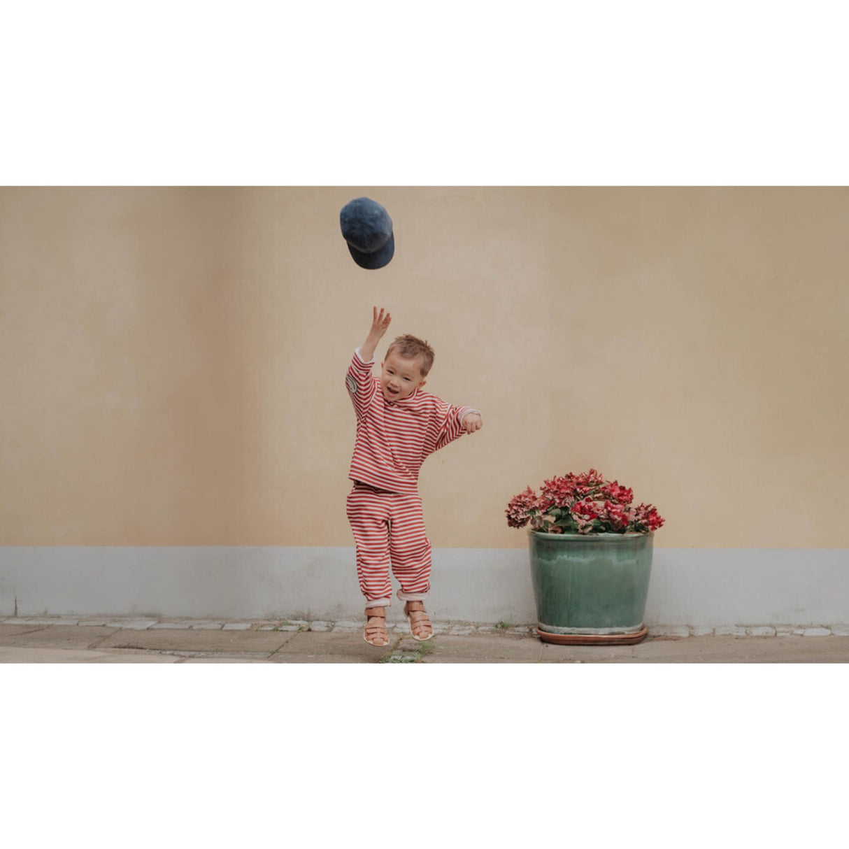 Fliink Insignia Blue Kamma Kasket