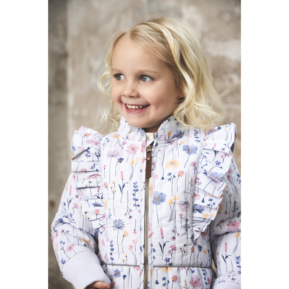 En Fant Arctic Ice Termosæt, AOP