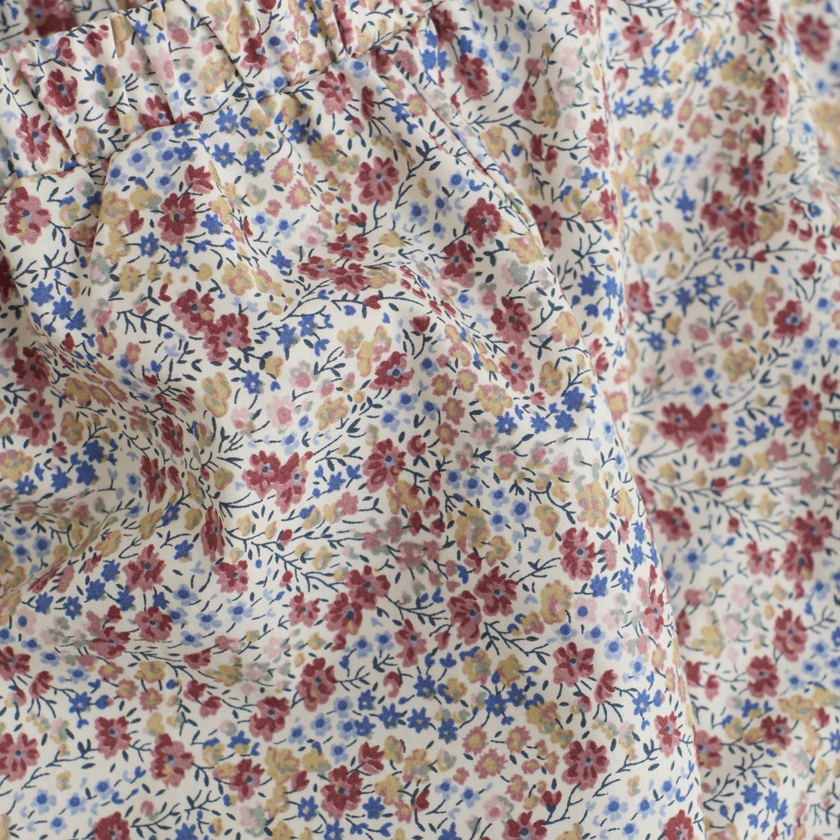 Huttelihut Sepia Rose Bukser I Liberty Stof