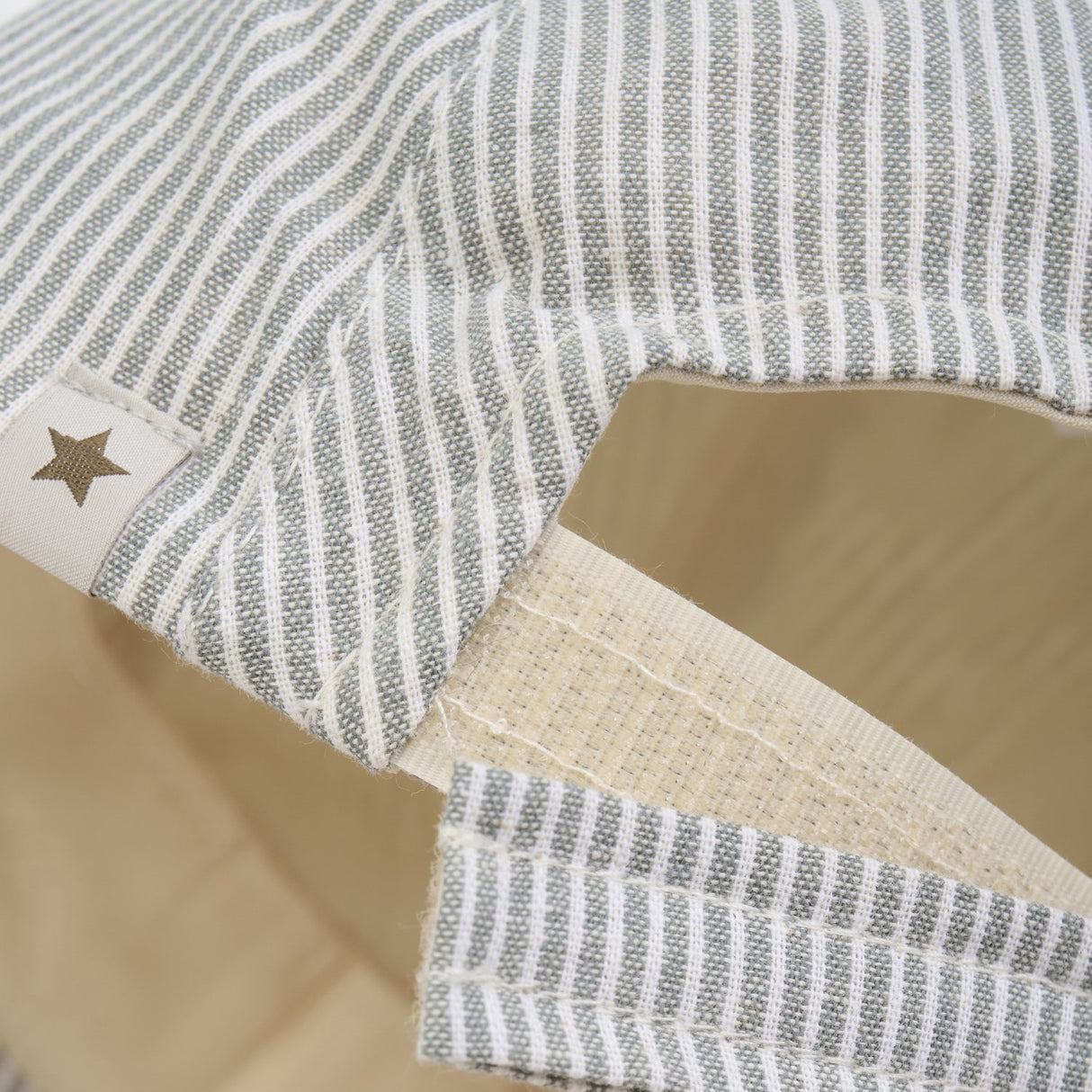 Huttelihut Desert Sage Kasket Woven Stripe