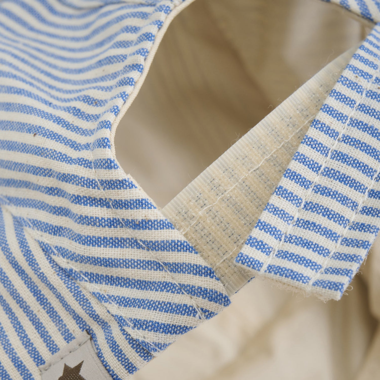 Huttelihut Quiet Harbor Kasket Woven Stripe