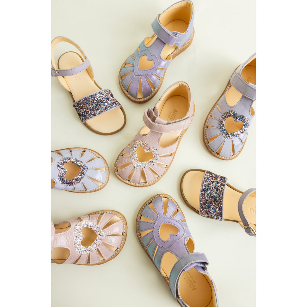 Angulus Iridescent Lilac Shine Hjertesandal Med Velcrolukning