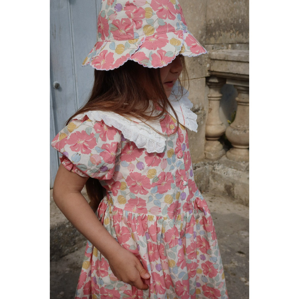 Konges Sløjd Fleur Anglaise Coeur Scallop Solhat GOTS