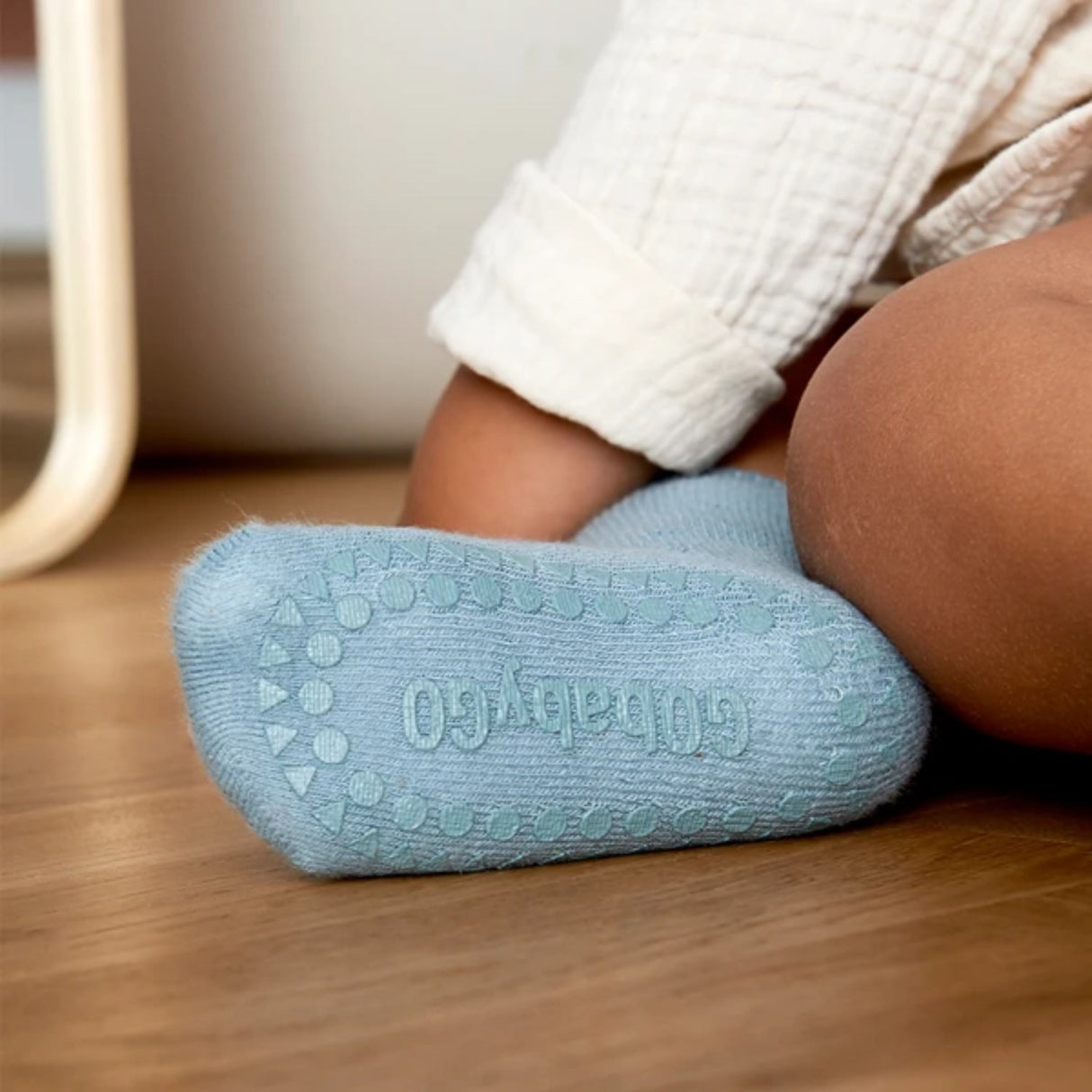 Gobabygo Dusty Blue Non Slip Strømper Organic Bomuld