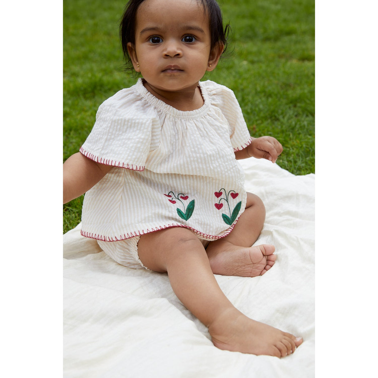 COPENHAGEN COLORS Dusty Rose W Cream Stripe W. Berry Seersucker Baby Sæt W. Embroidery