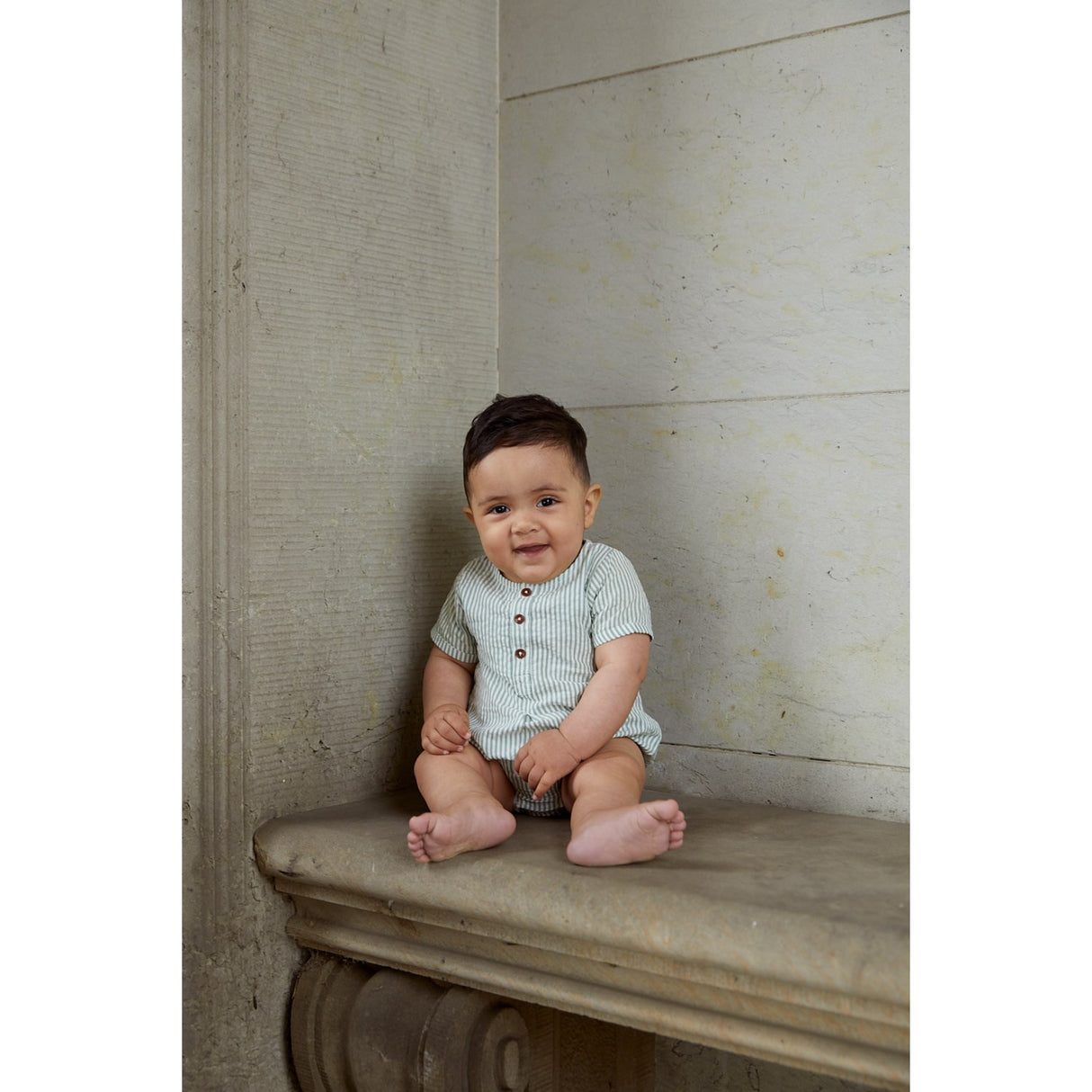 COPENHAGEN COLORS Green W Cream Stripe Seersucker Romper W. Ærmer