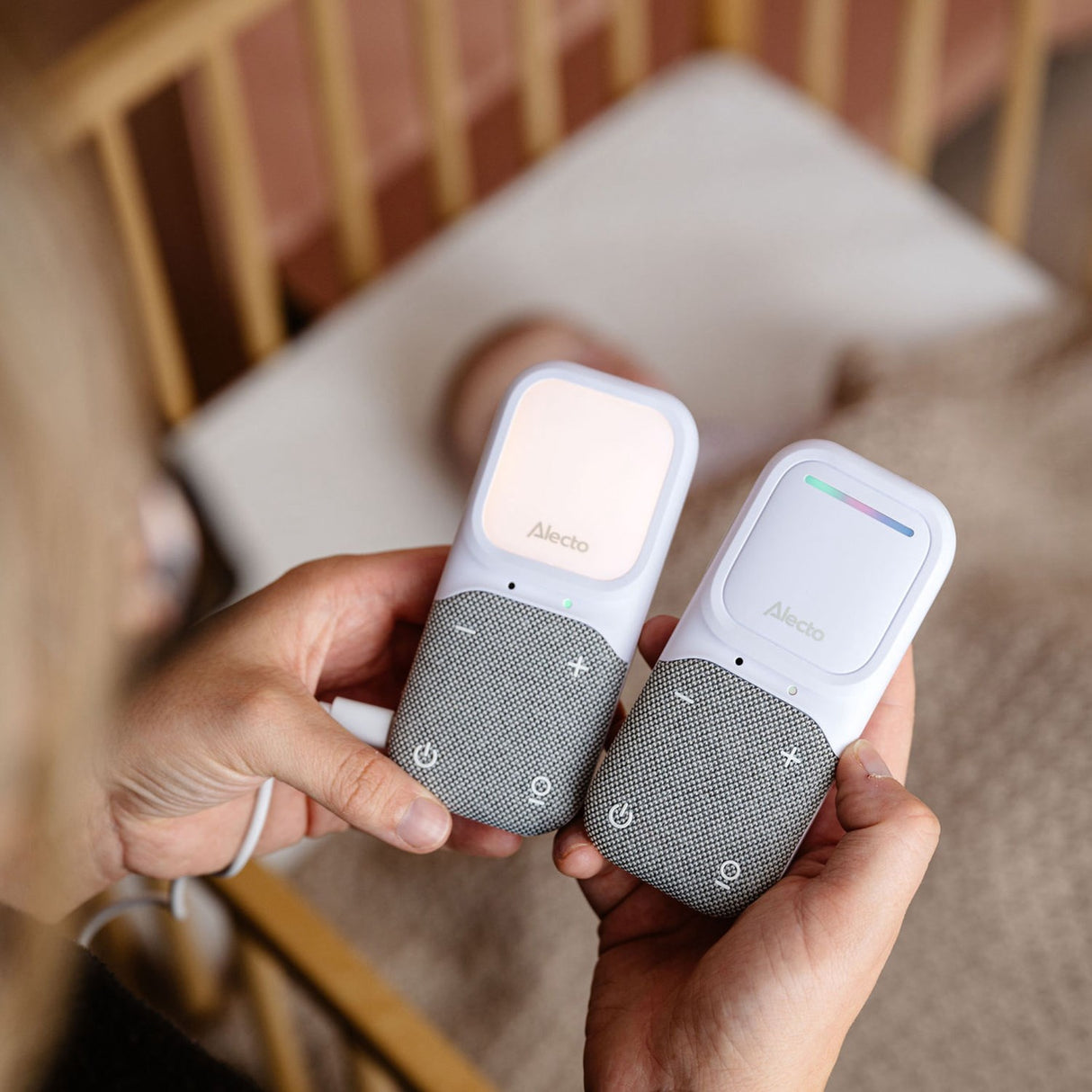 Alecto Full Eco Dect Baby Monitor Med Light