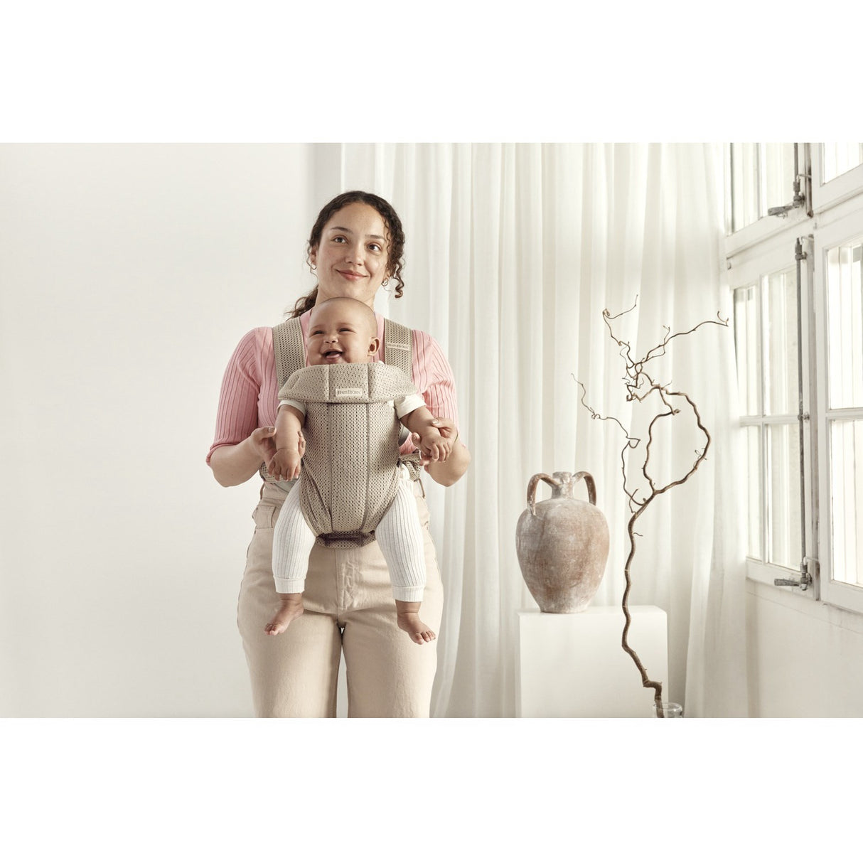 BabyBjörn Grey Beige Bæresele Mini