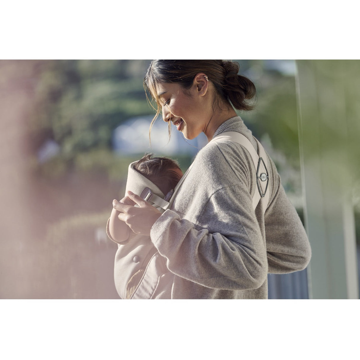 BabyBjörn Light Beige Bæresele Mini