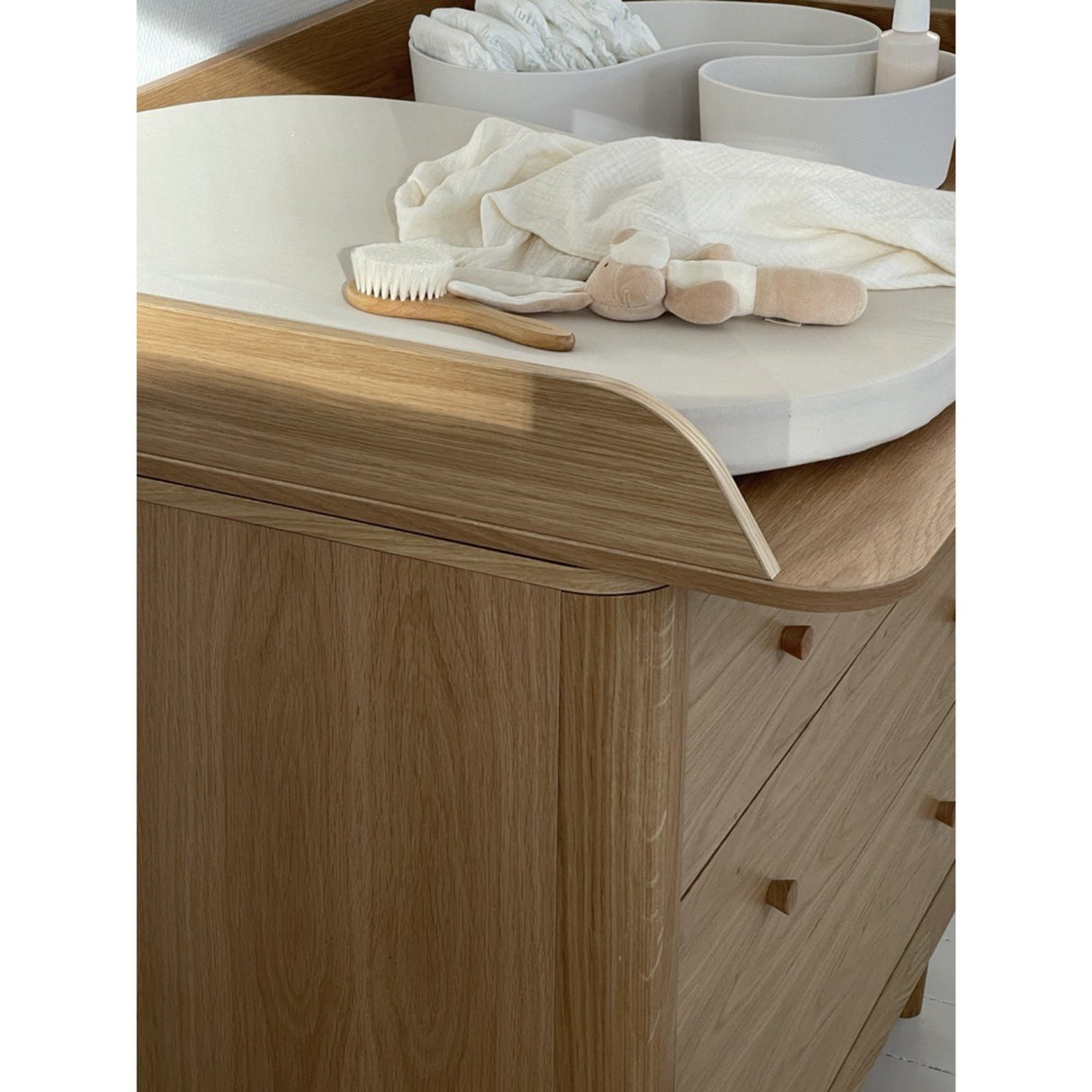 We Are Bitte Light Stone Oval Puslepude