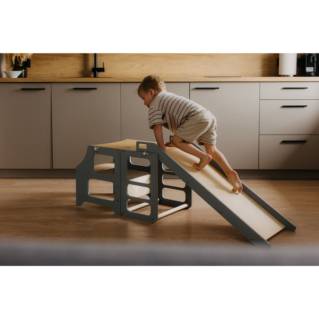 Duck Woodworks Læringstårn m. Rutsjebane Grey