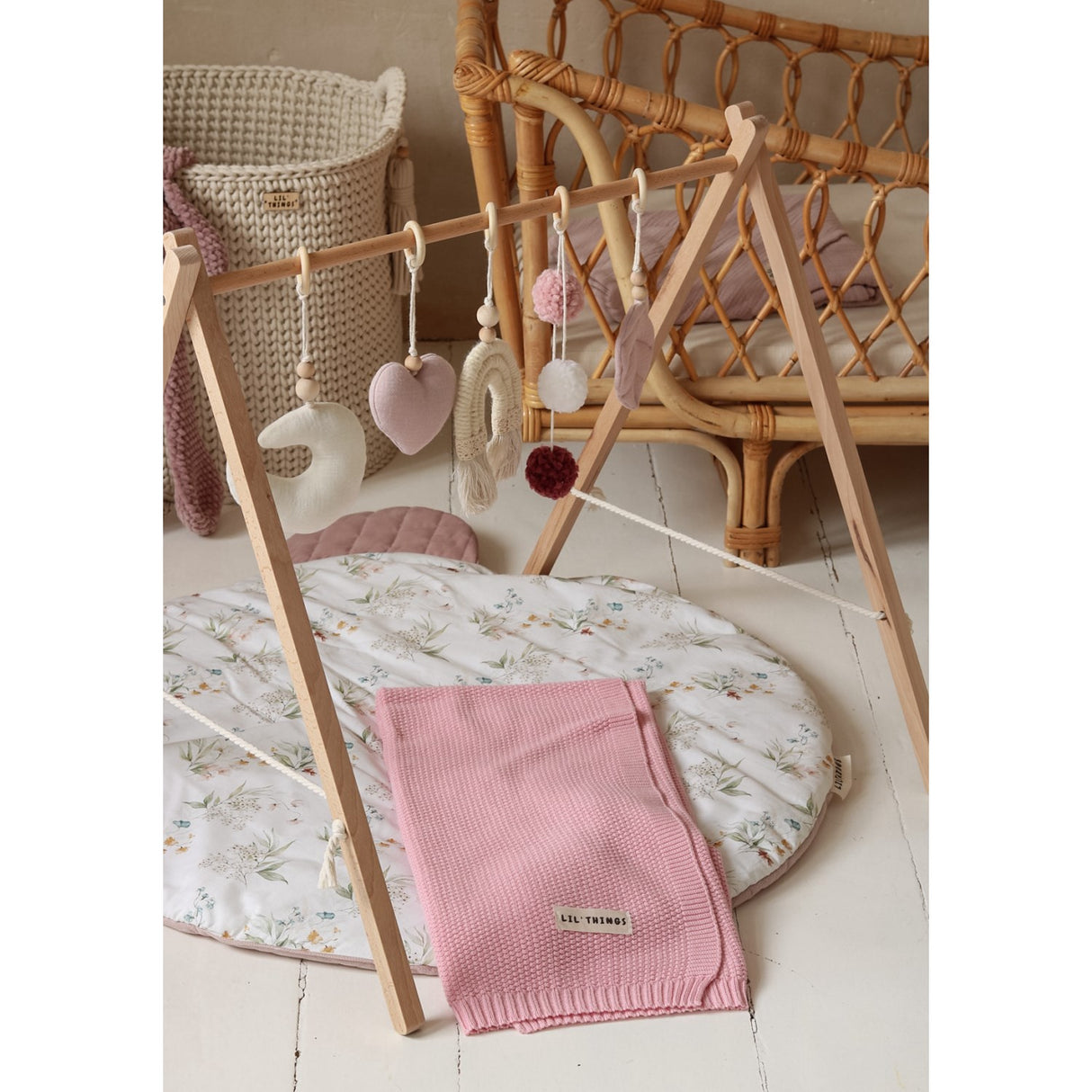 Woobiboo Pink Aktivitetsstativ med Bøjler