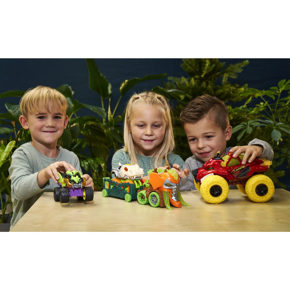 Dickie Toys Monster Ranger Dinosaur Bil Med Anhænger