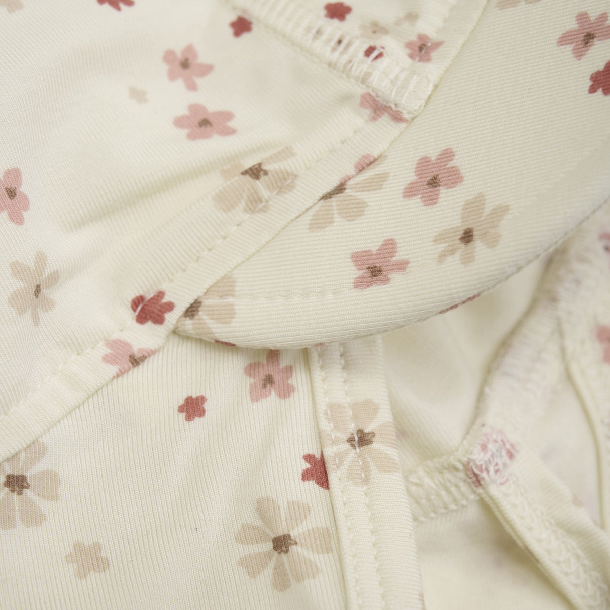 Minymo Dusty Ceder Solhat