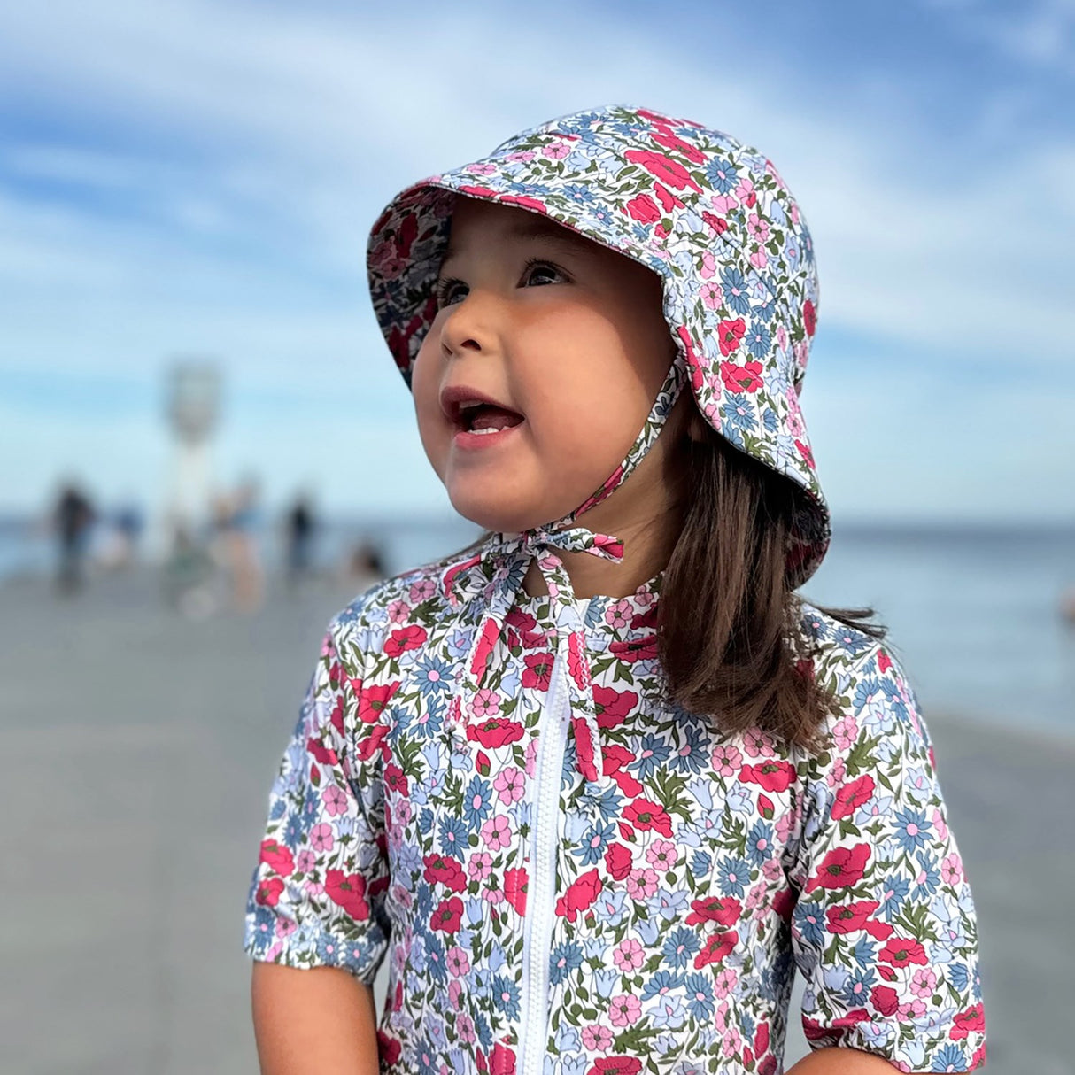 Petit Crabe Poppy & Daisy P Natsu Badeheldragt S/S - Med Liberty© Stof