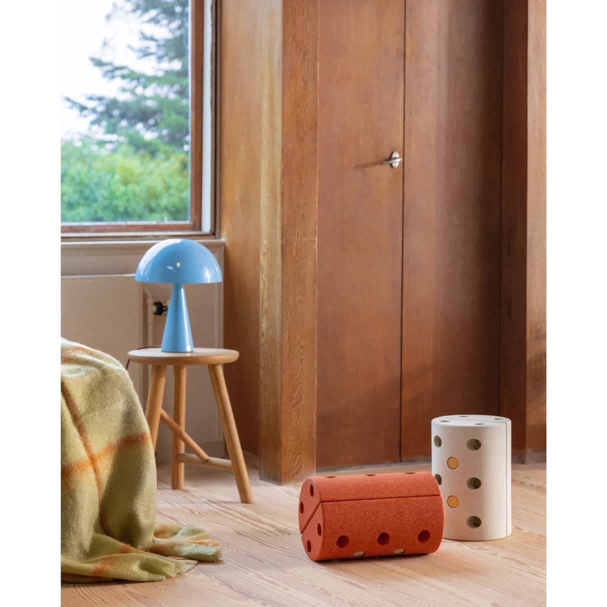 MODU Børneskammel Sand Grey / Honey Yellow