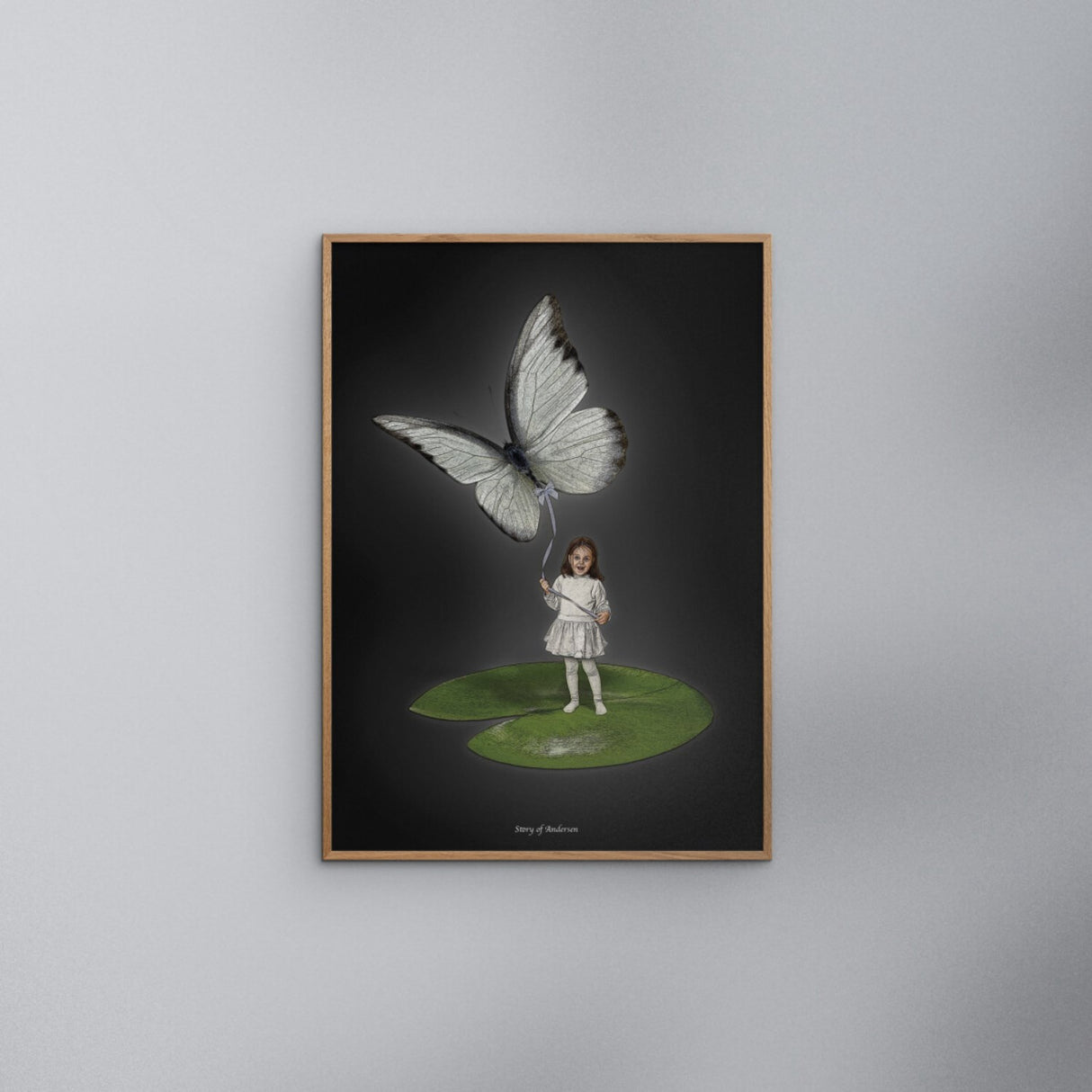 Poster & Frame Story Of Andersen - Tommelise - Hvid/Sort Baggrund