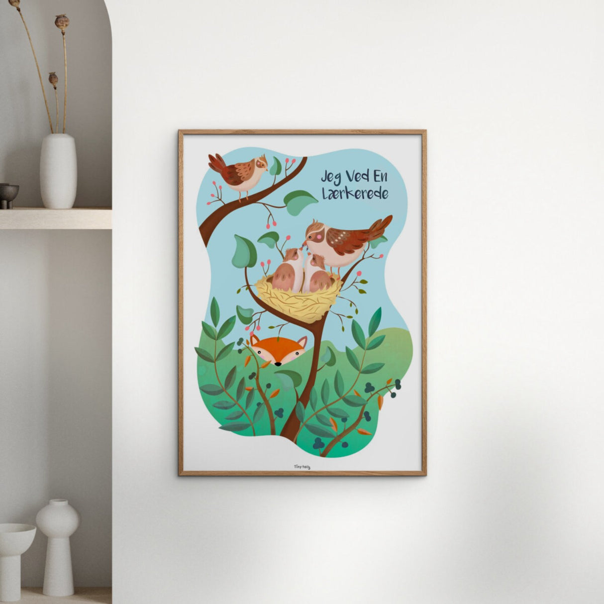 Poster & Frame Tiny Tails - Jeg Ved En Lærkerede