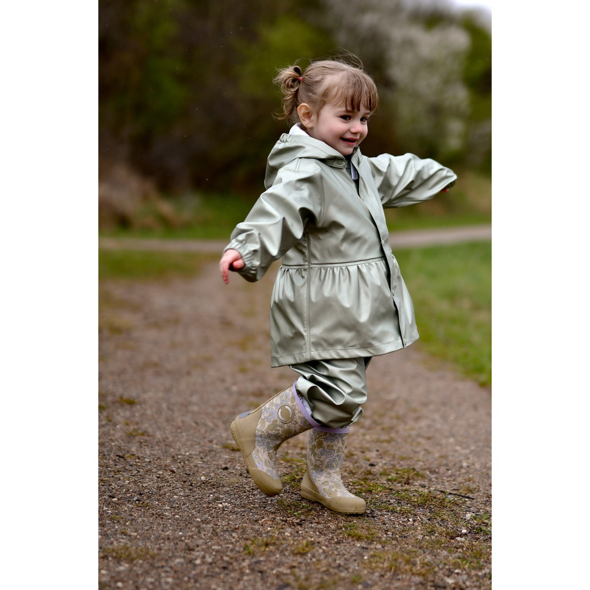 Mikk-Line Green Bay PU Metallic Regnsæt Med Seler/104