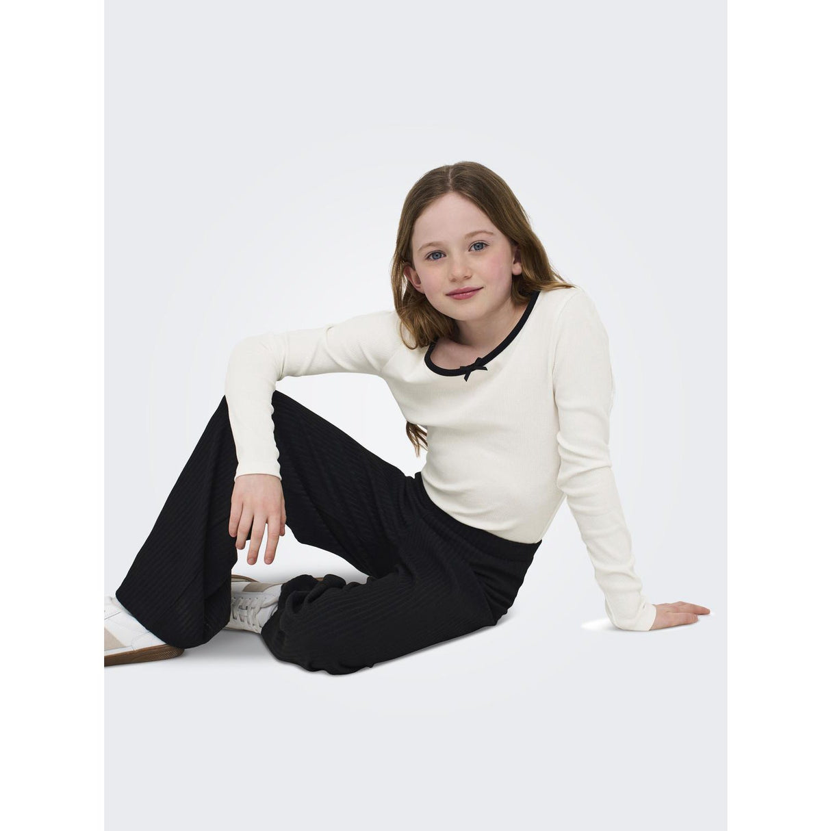 kids ONLY Cloud Dancer Black Bow Kogsofia L/S Sløjfe Top Jrs