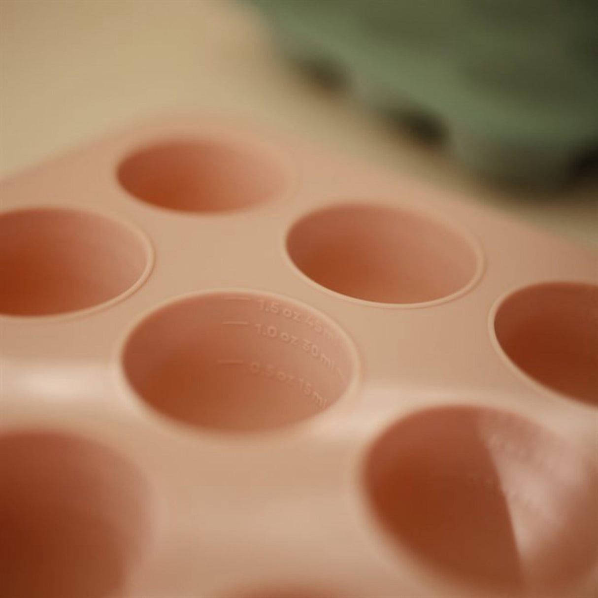 Mushie Blush Baby Food Freezer Tray