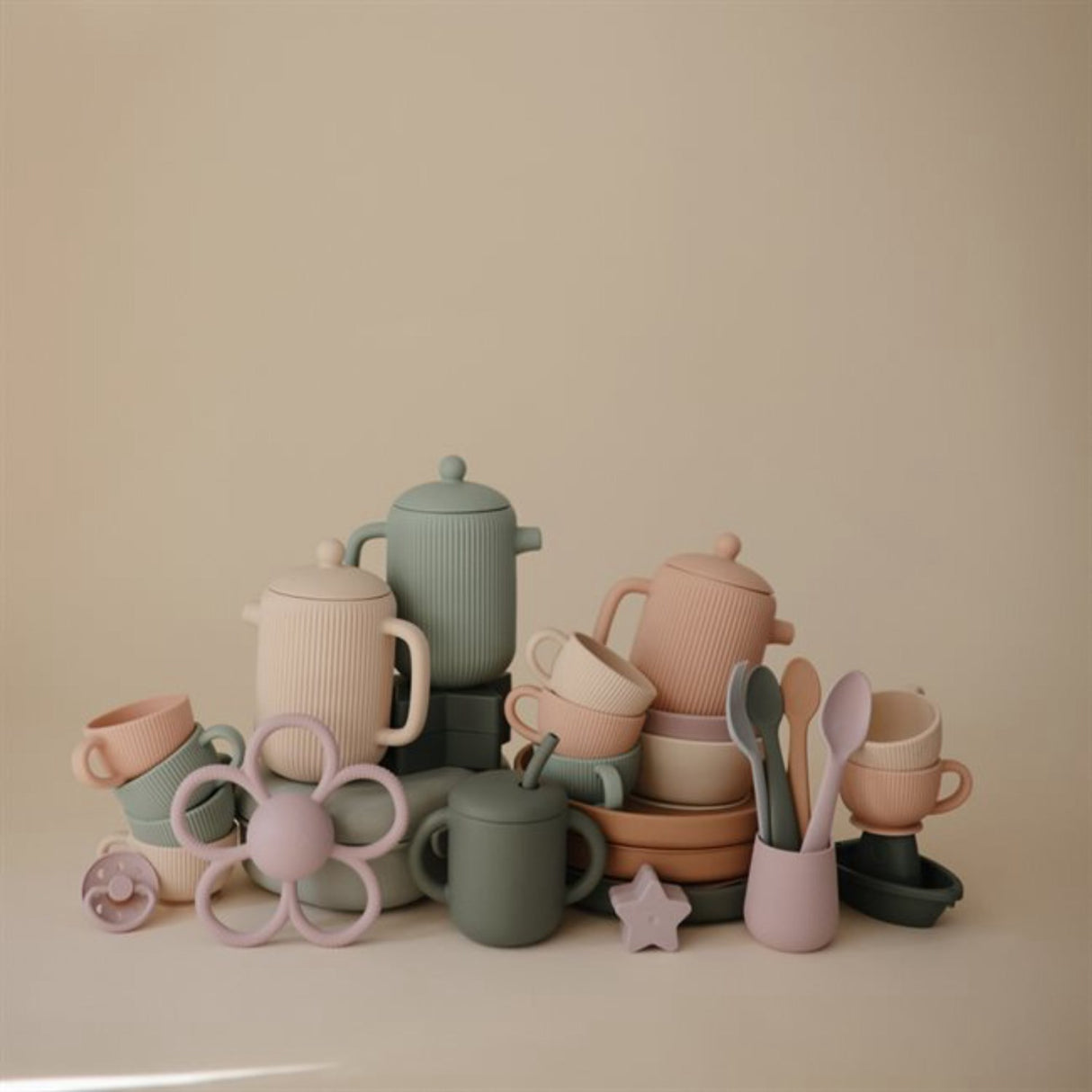 Mushie Shifting Sand Silikone Play Tesæt