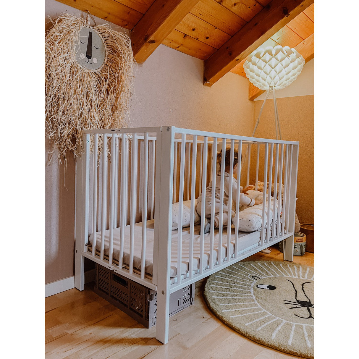 tiSsi® White Laquer Jori Sammenklappelig Seng Massiv Bøg