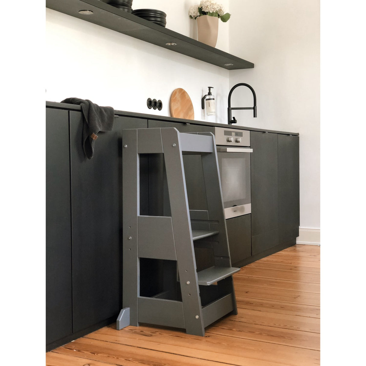 tiSsi® Grey Laquer Felix Læringstårn Massiv Bøg