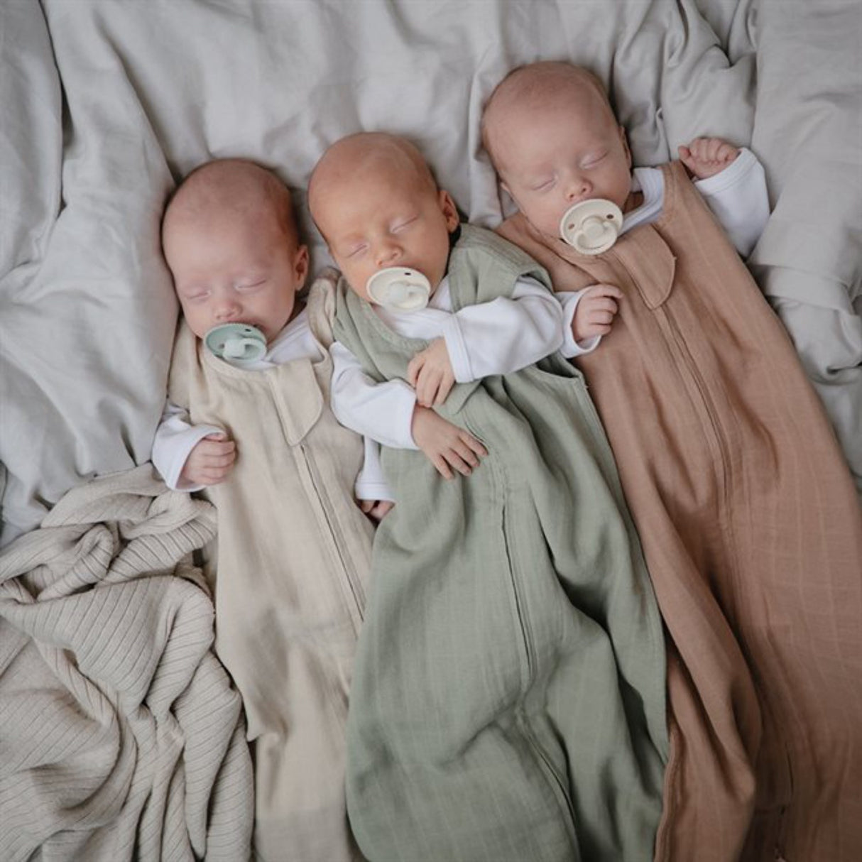 Mushie Roman Green Muslin Kørepose