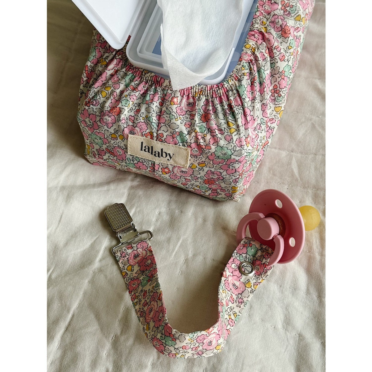 Lalaby Etui til Vådservietter Pink Betsy