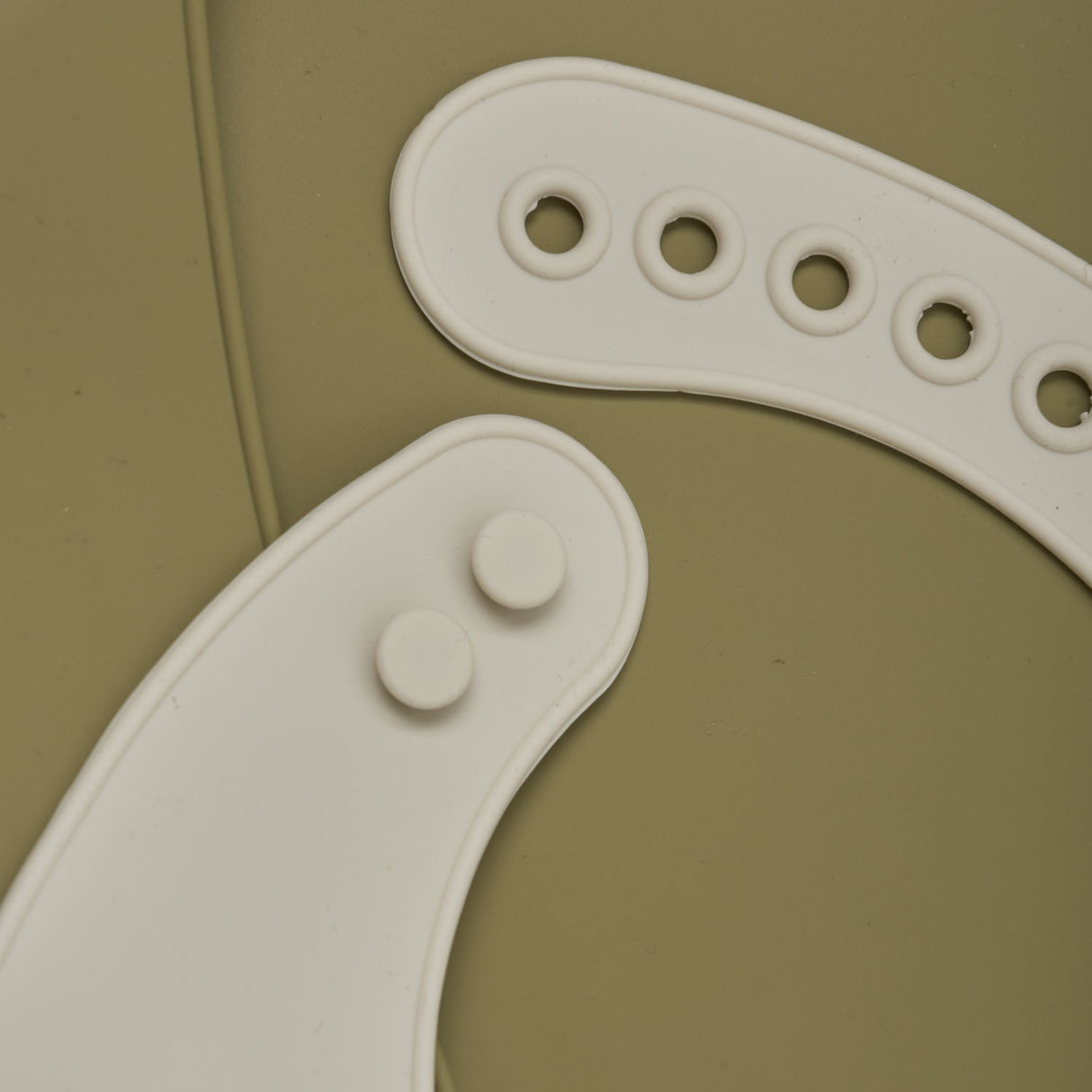 CeLaVi Khaki Silicon Hagesmæk (2-Pack)