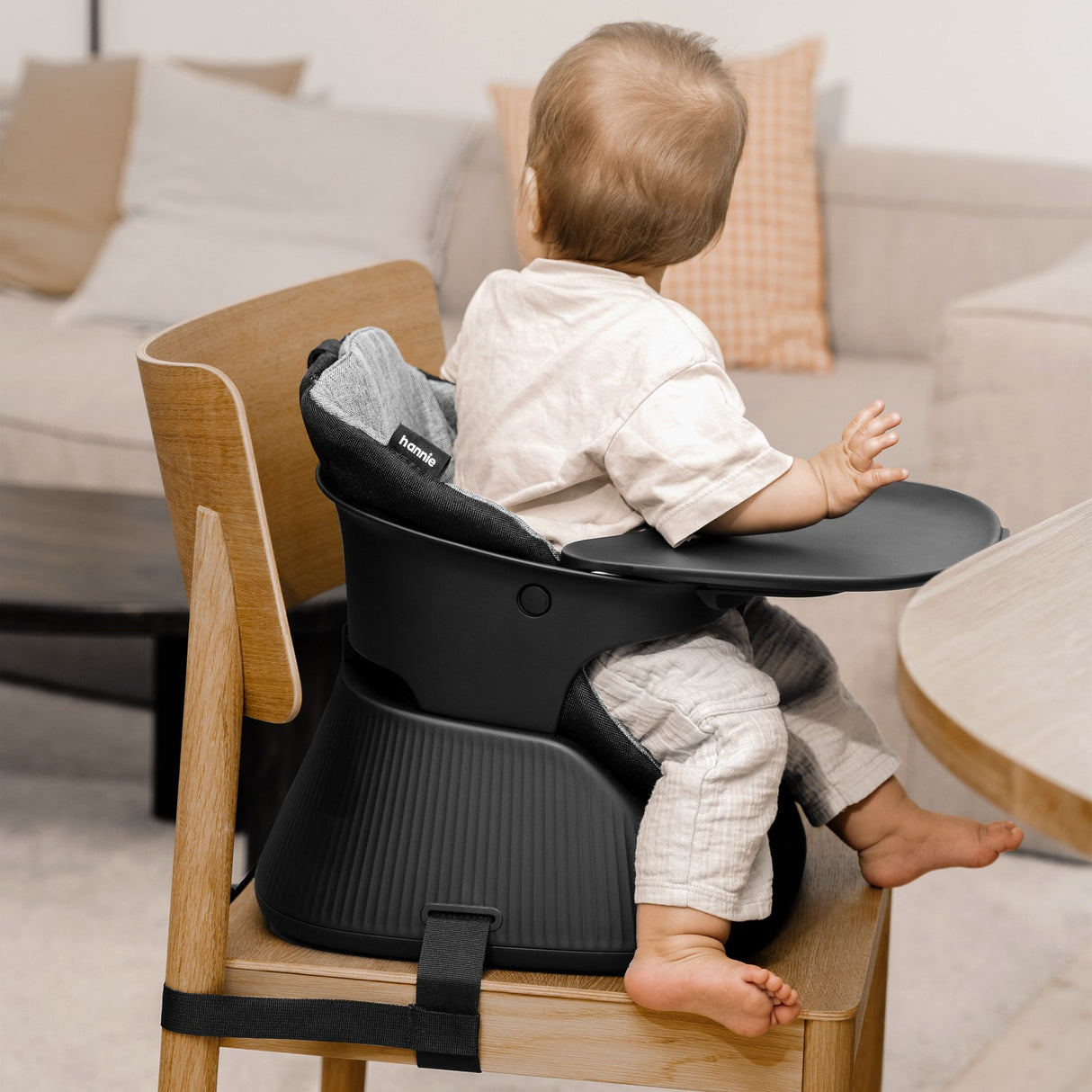Hannie Charcoal Black The Portable High Chair