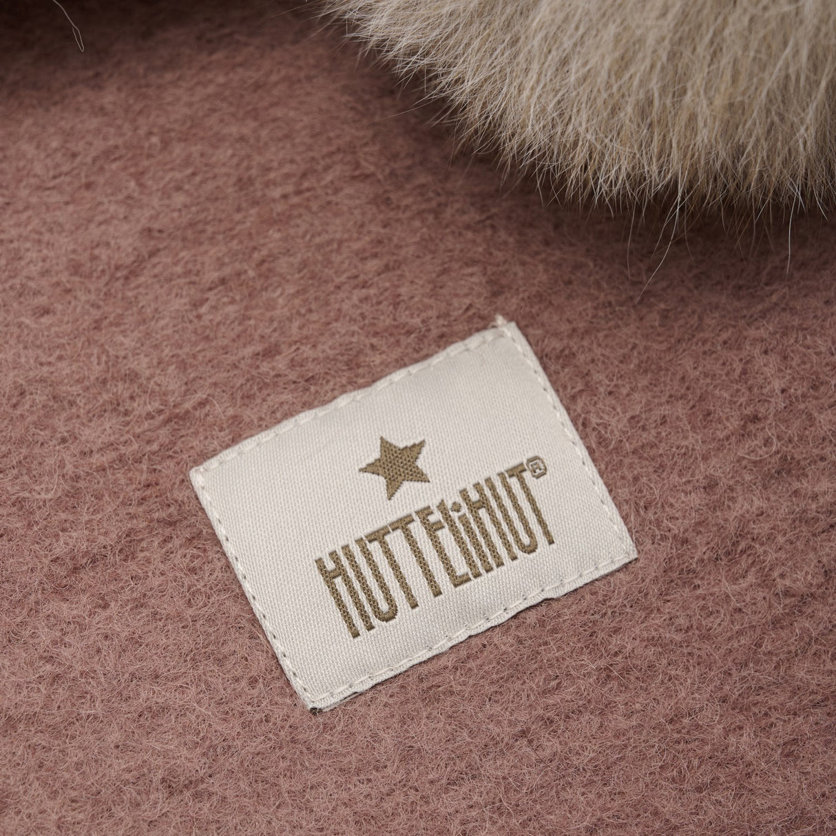 Huttelihut Burlwood Elefanthue Uld Alpaca Pompoms