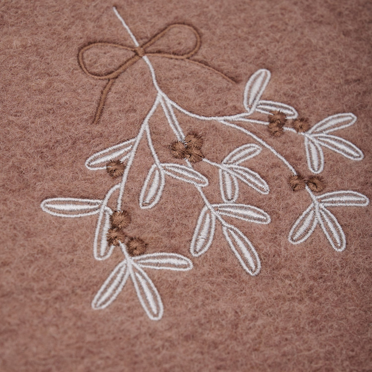 Huttelihut Burlwood Elefanthue Emb. Uld