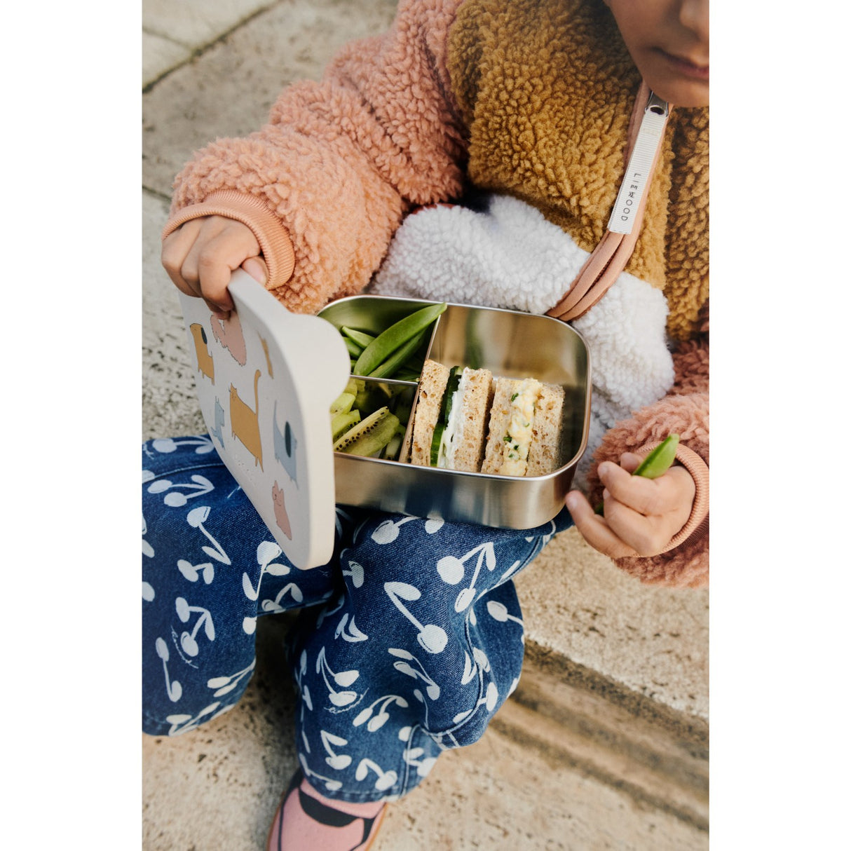 LIEWOOD Cats And Dogs / Sandy Arthur Printed Madkasse