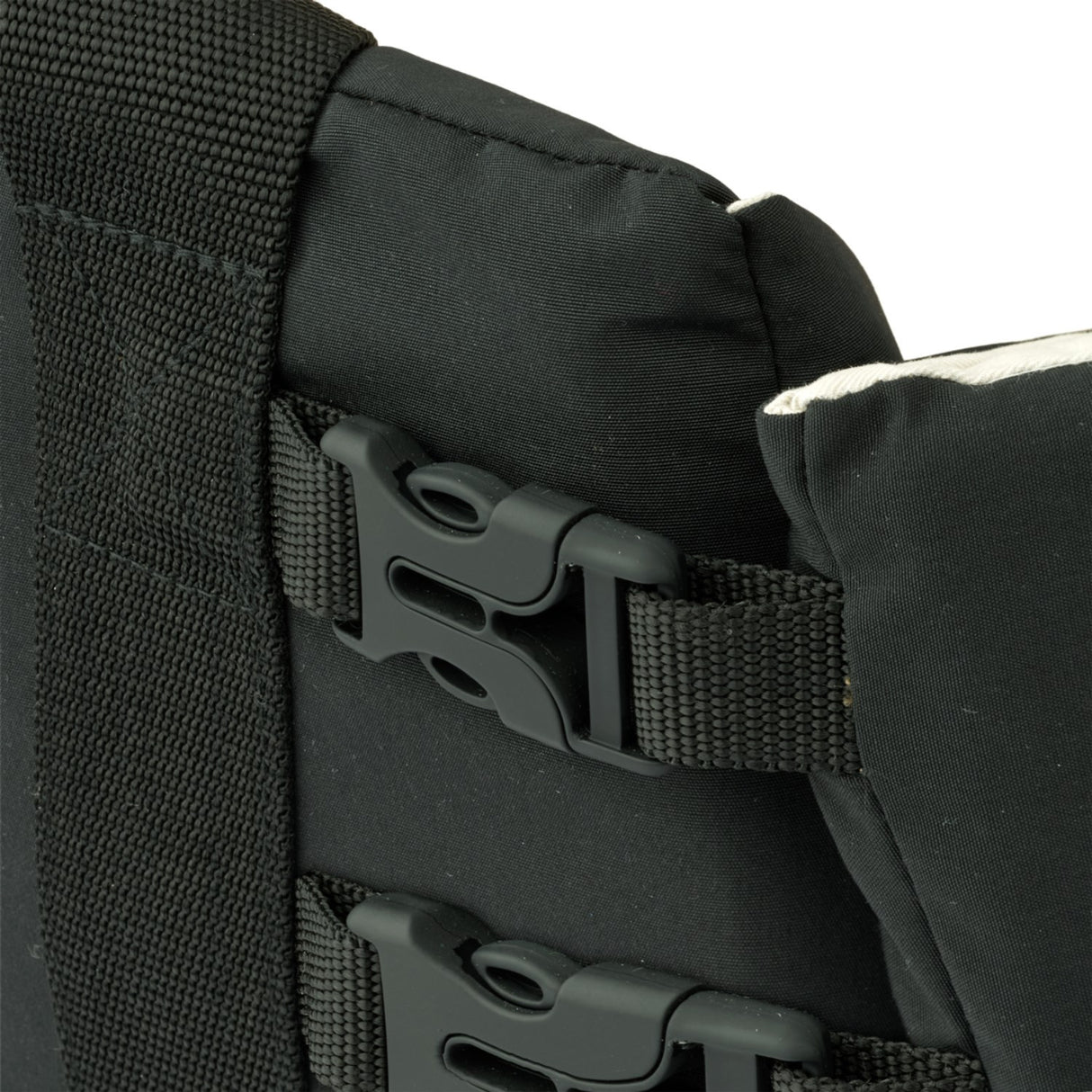 LIEWOOD Black Amber Baby Lift Med 2 Håndtag