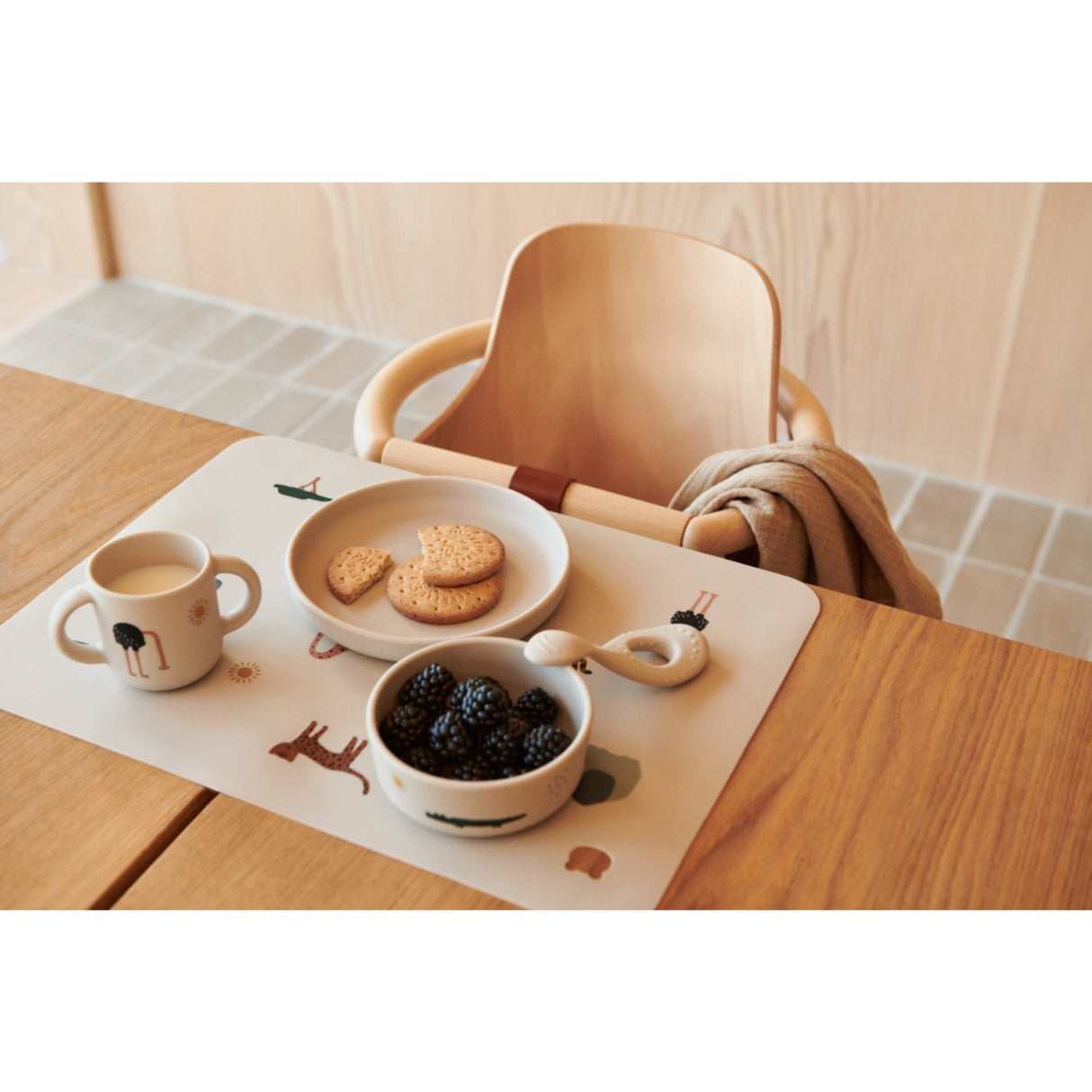 LIEWOOD Safari Sandy Mix Vivi Printed Spise Sæt