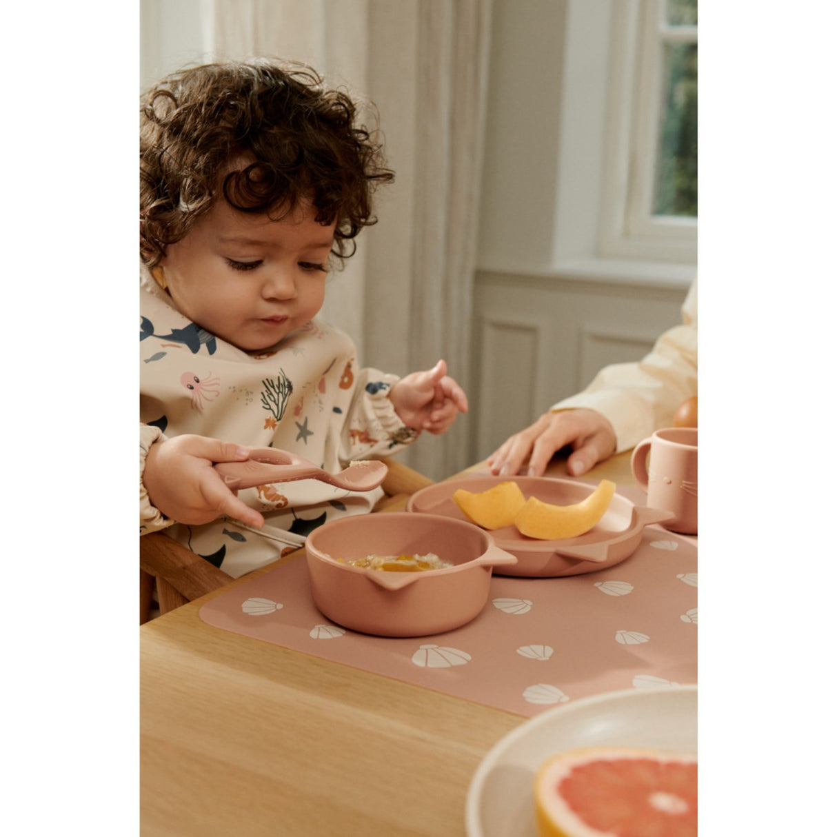 LIEWOOD Sea Creature / Sandy Merle Printed Cape Forklæde