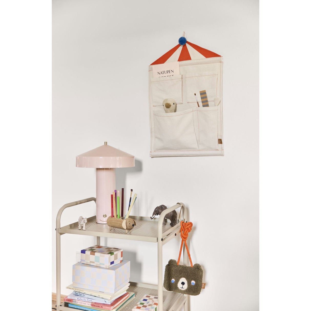 OYOY Clay/Red Circus Væg Opbevaring 1