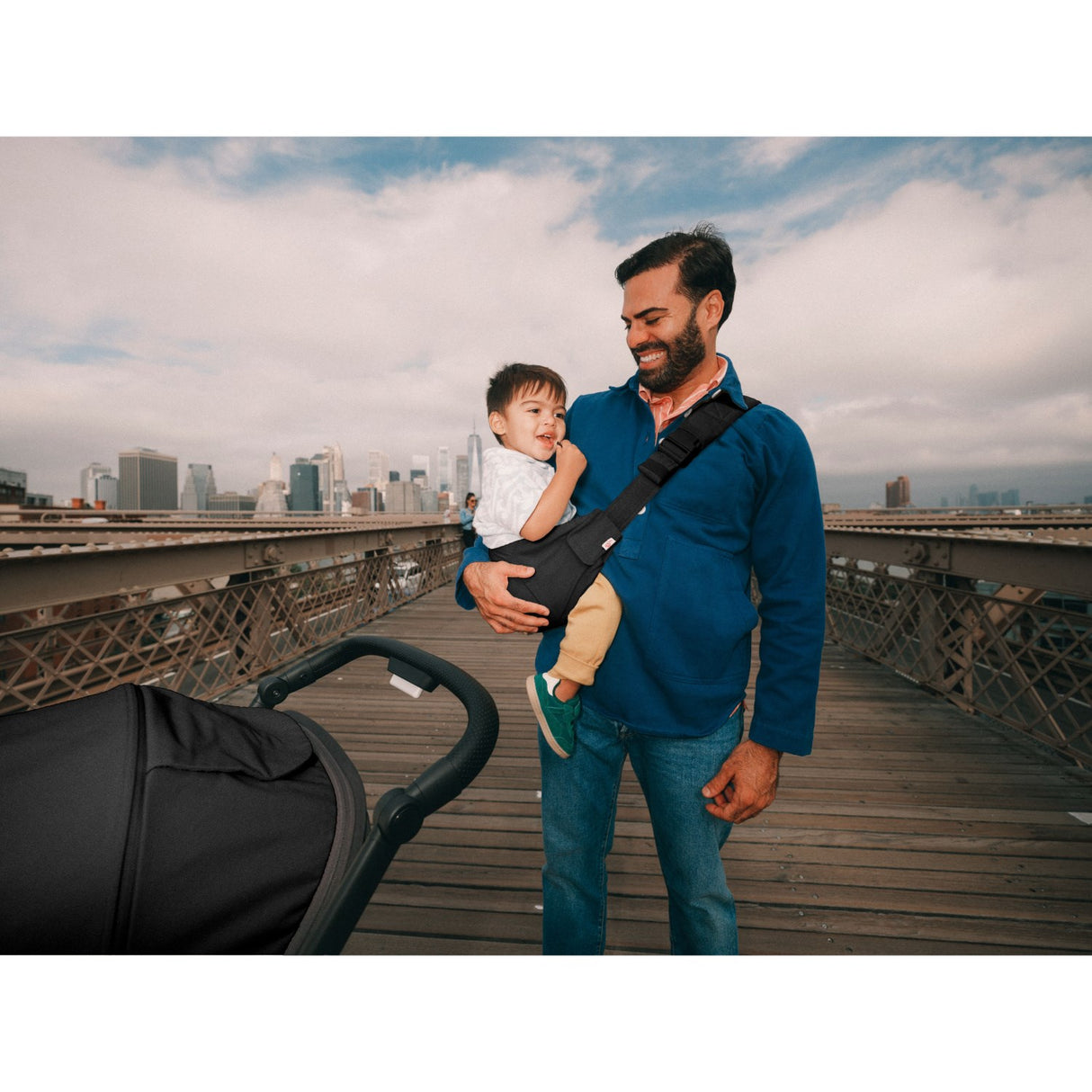Ergobaby Onyx Black Upsie Slynge Bæresele