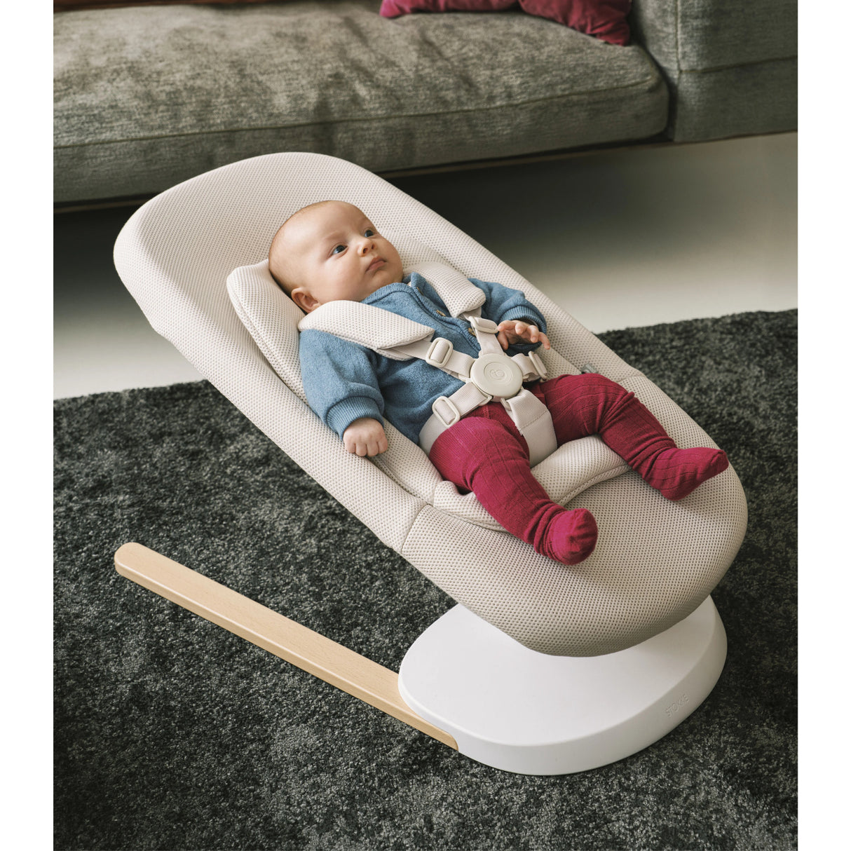 Stokke® Yoga™ Baby Bouncher Light Sand