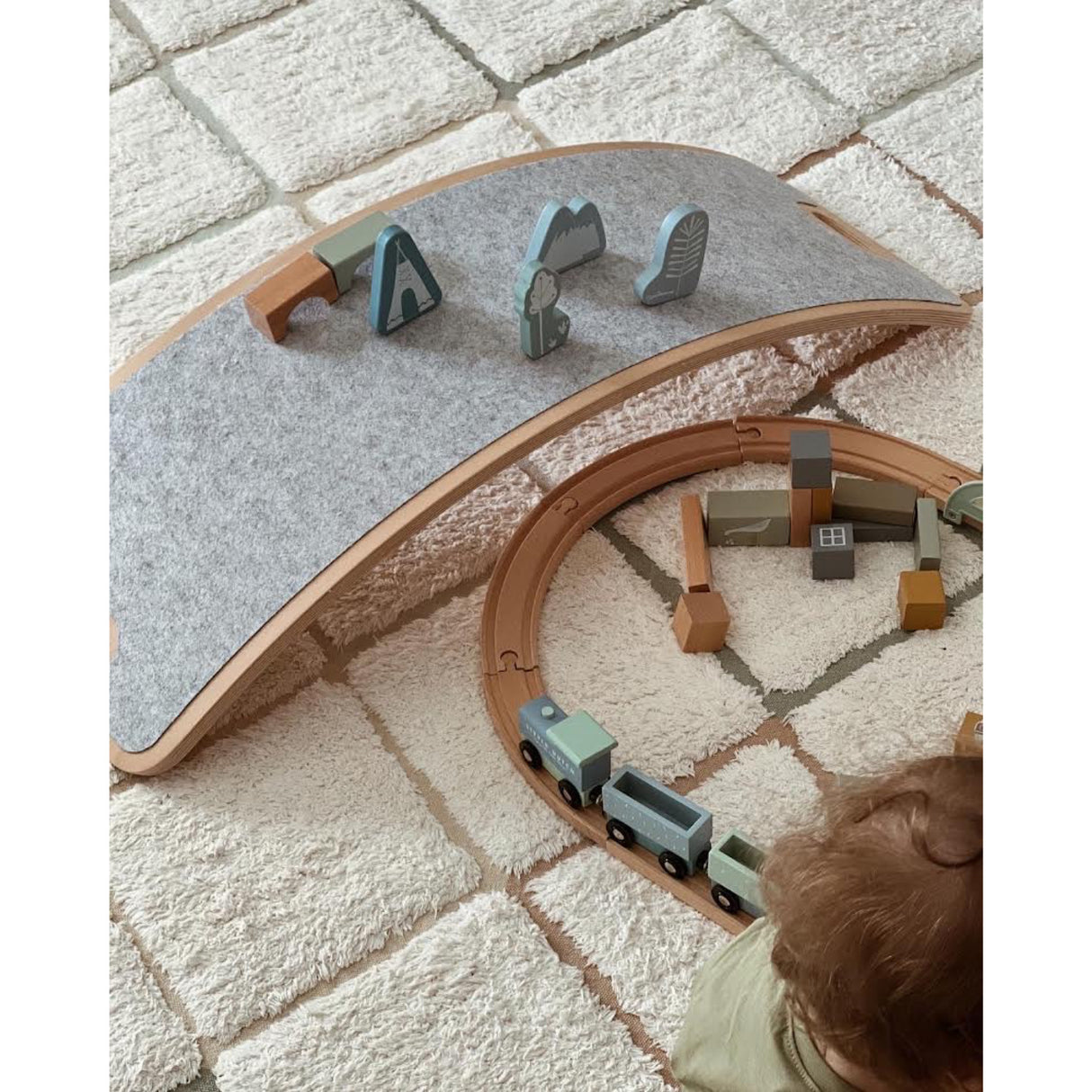 Curve Lab Light Grey Major Arc Balance Board Felt