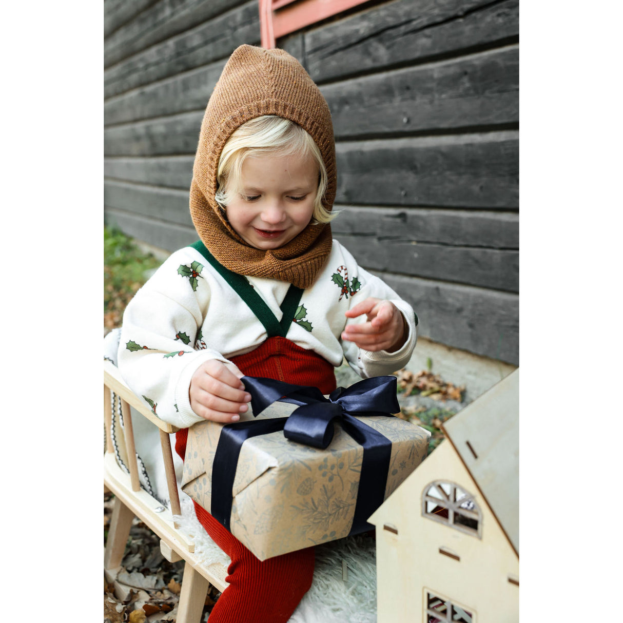 Silly Silas Maple Leaf With Dark Forest Green Footed Strømpebukser Christmas Edition